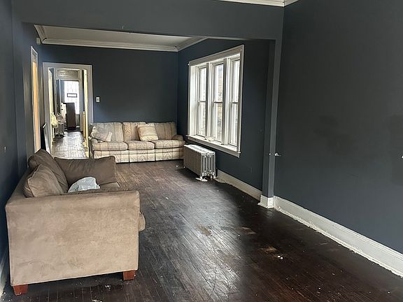 2nd image of 10419 S State St
