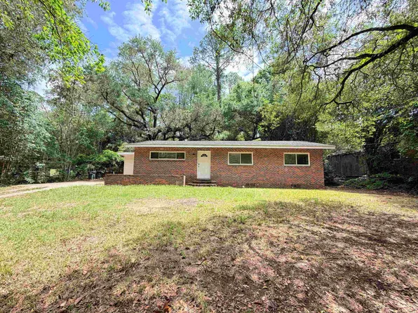2202 Mission Rd, Tallahassee, FL 32304