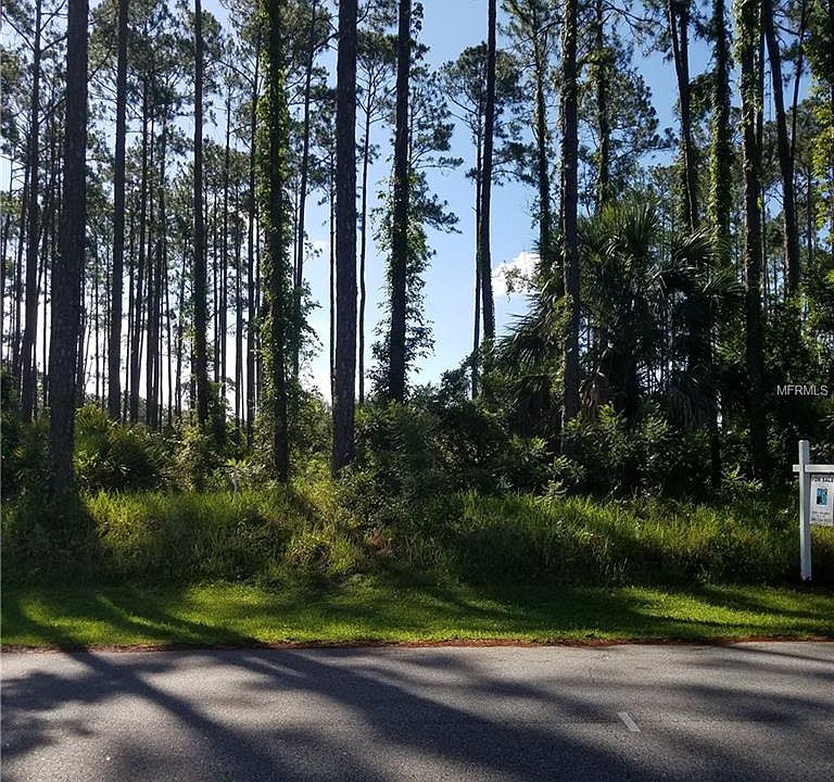 1st image of 4 Emmons Ln