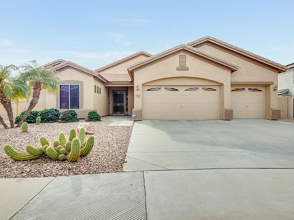 3rd image of 7221 W Cottontail Ln