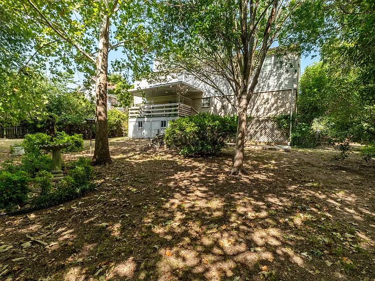 11809 Eubank Dr — Photo 27