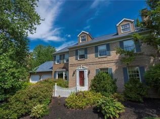 4316 Greenfield Rd, Bethlehem, PA 18017