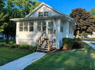 903 N Main St, Rochelle, IL 61068