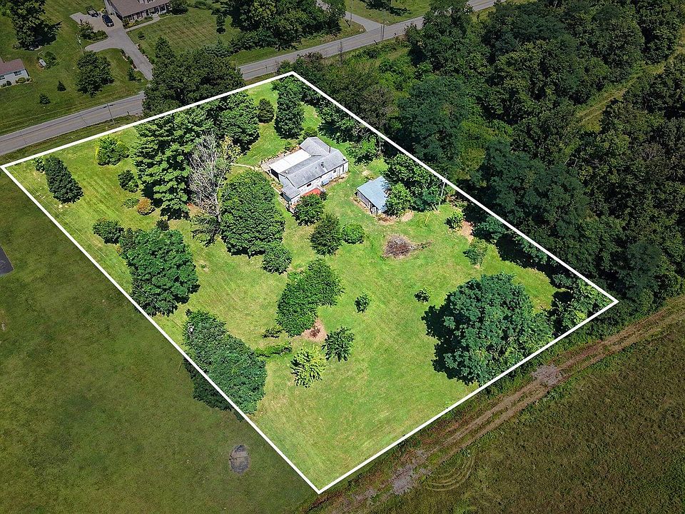 1st image of 9868 Camp Ernst Rd