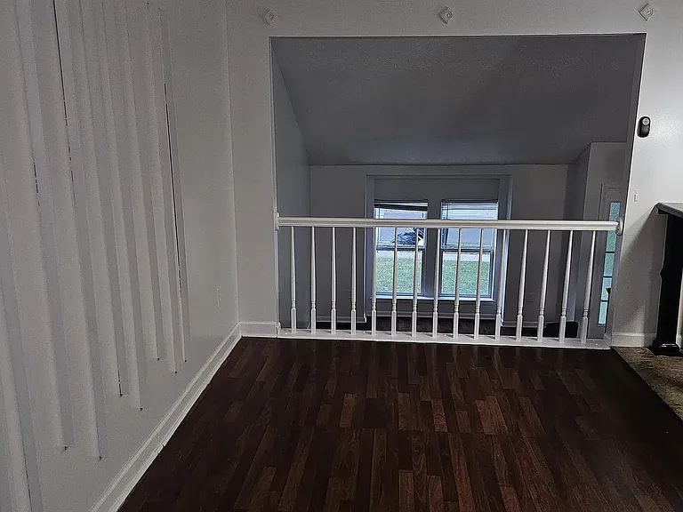 9509 Vermell Pl — Photo 32