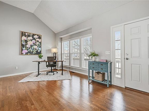 2nd image of 12112 S Redbud Ln