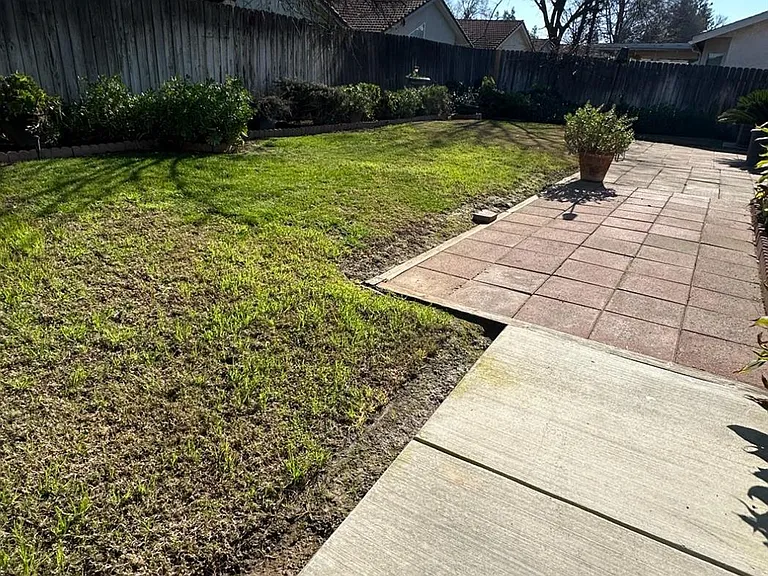 6678 N Western Ave — Photo 32
