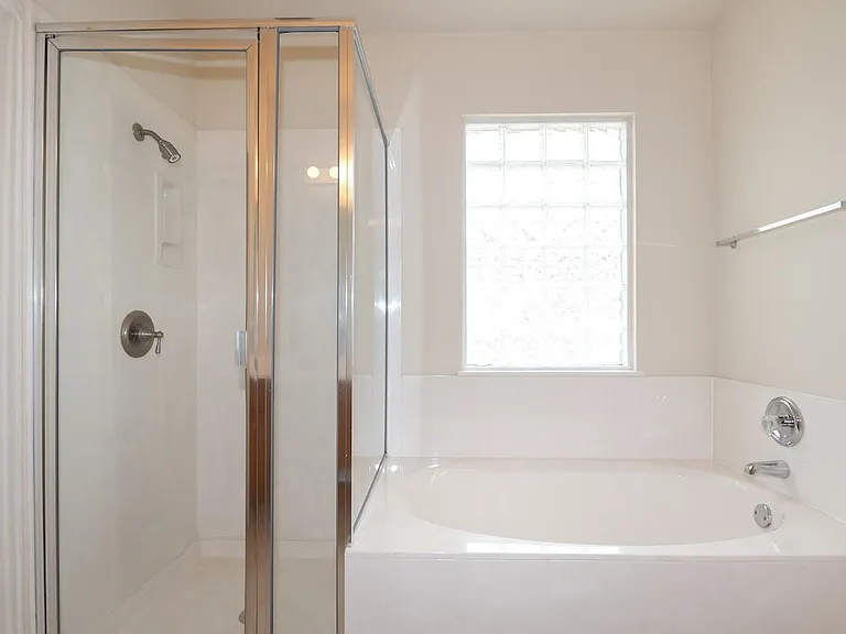 11615 James B Connolly Ln — Photo 10