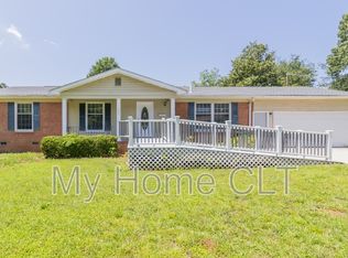1601 Sansberry Rd, Charlotte, NC 28262
