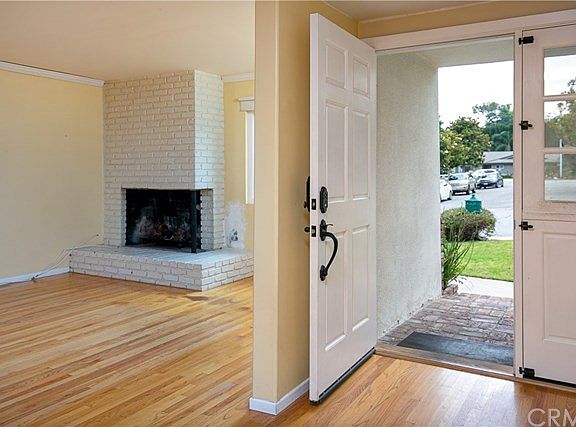 4th image of 460 Sierra Keys Dr