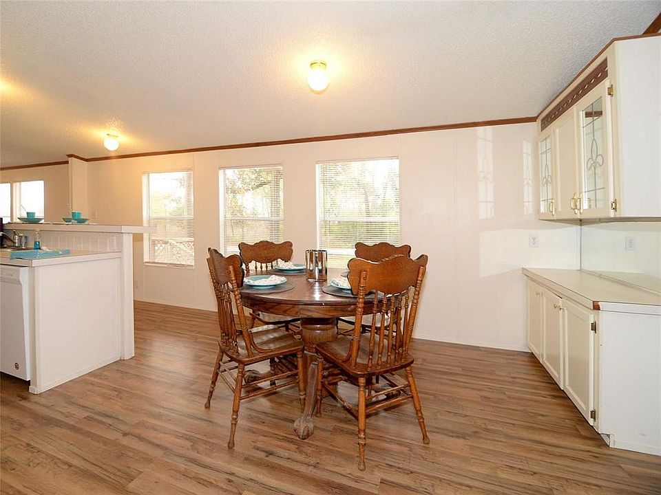 Don't pass up the chance to make this totally refreshed living space your own! 40 Williams, Coldspring, TX