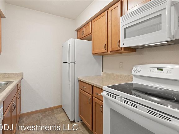 4th image of 200 W North St #11323557