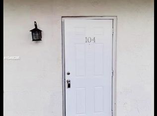 1015 NE 17th Ave, Fort Lauderdale, FL 33304