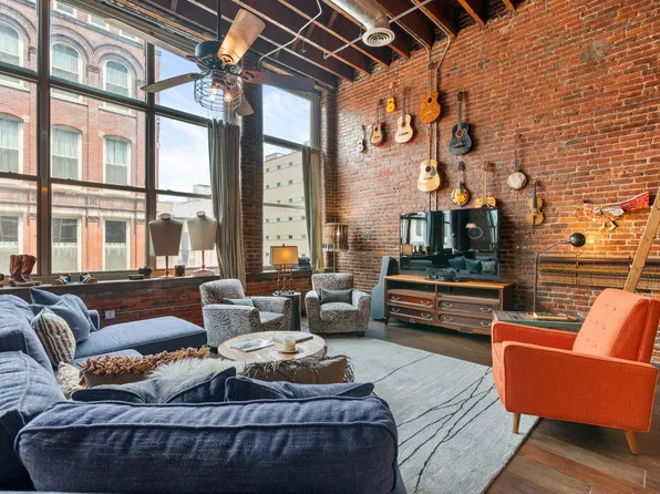 207 3rd Ave N Unit 301, Nashville, TN 37201