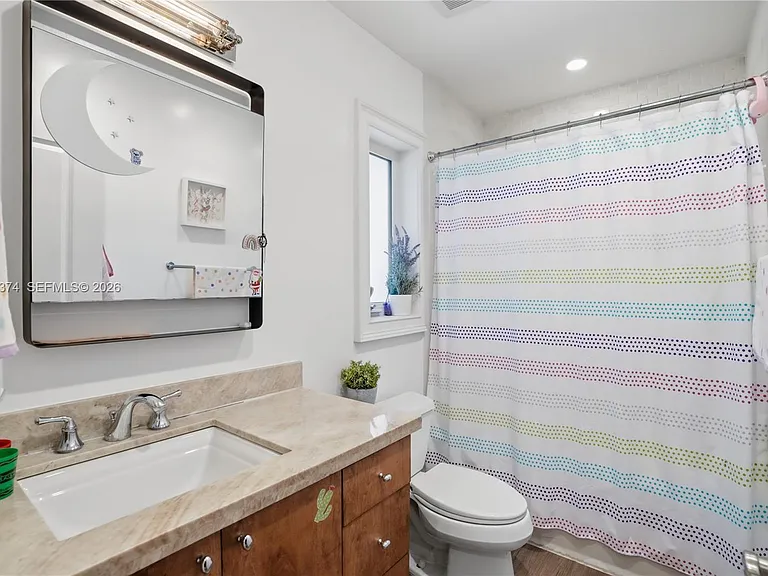 7830 SW 53rd Pl — Photo 18