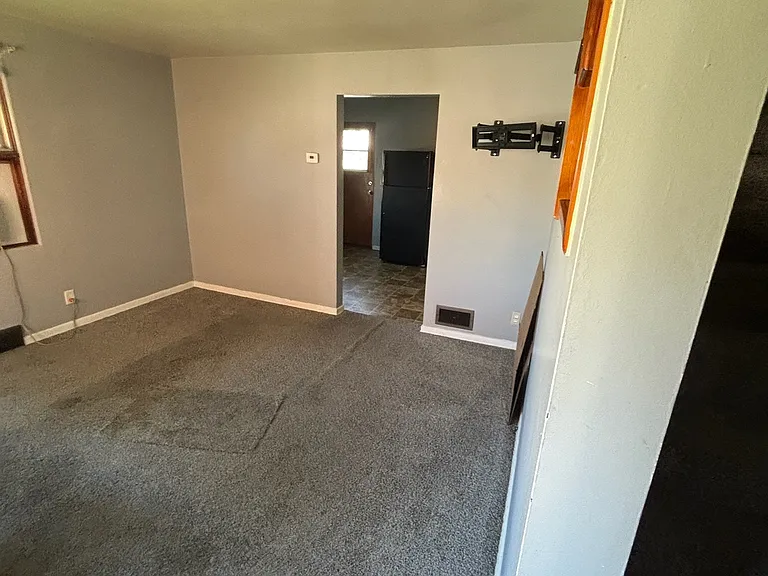 413 Clarendon Ave NW #413 — Photo 9