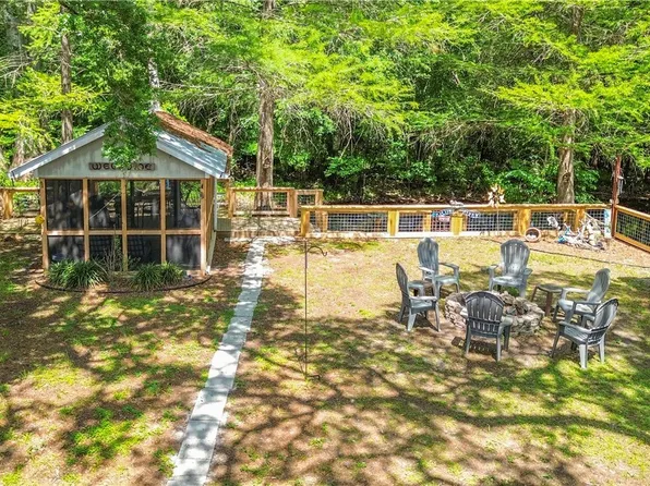 4129 E Riverside Dr, Dunnellon, FL 34434