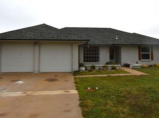 47 E Pheasant Ln, Lawton, OK 73507