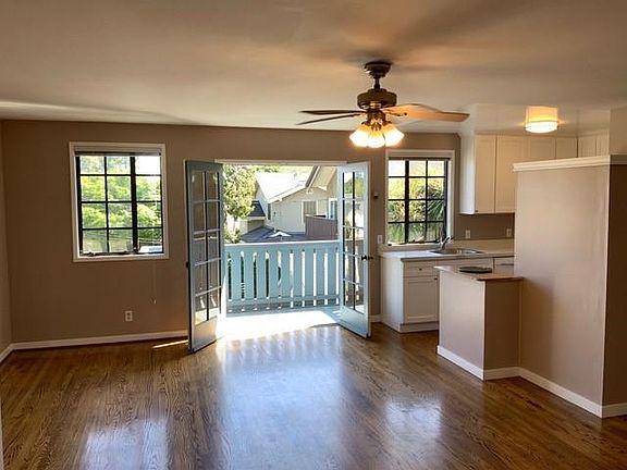 2nd image of 1013 Palm Ave
