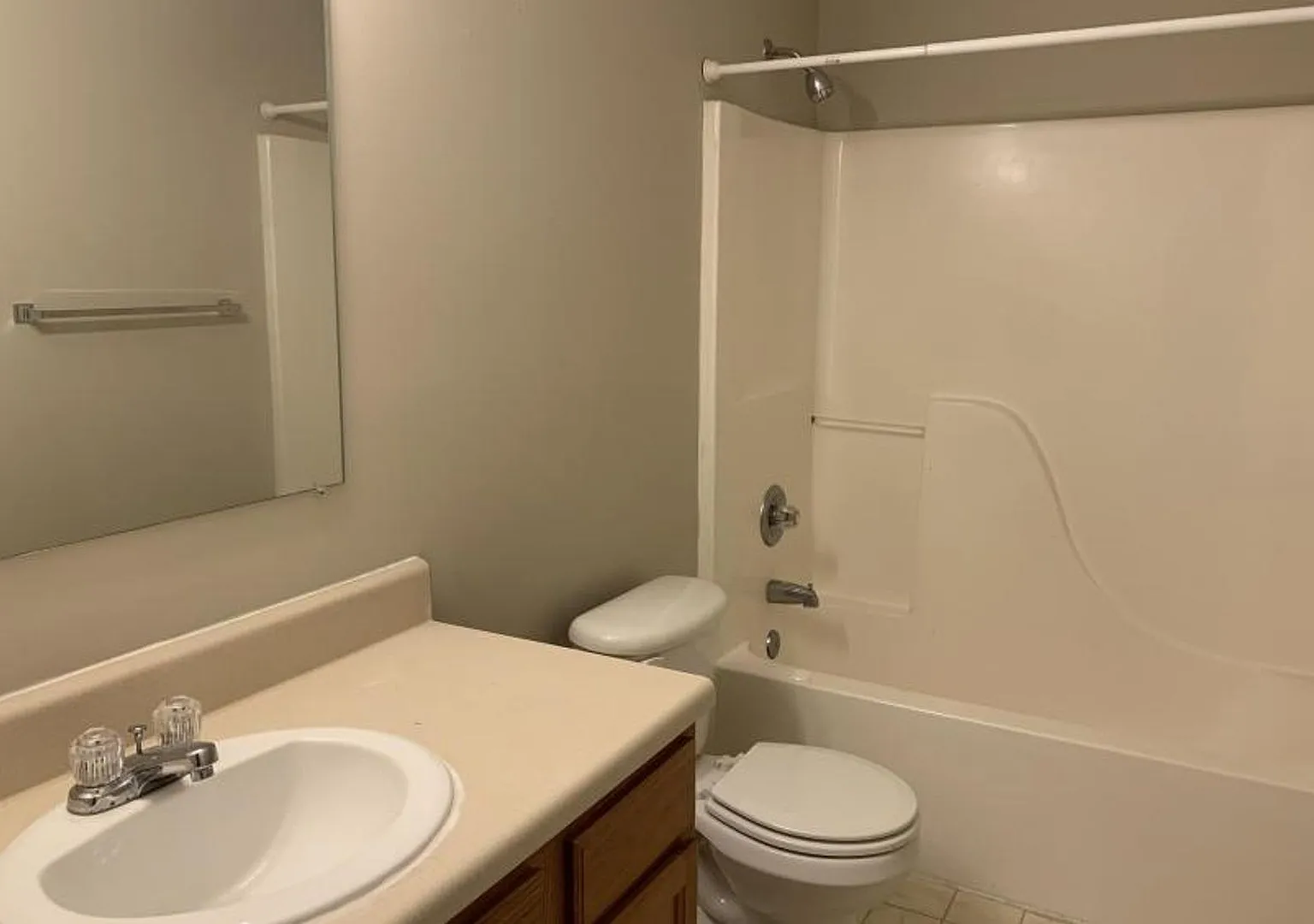 409 Three Creeks Court — Photo 4