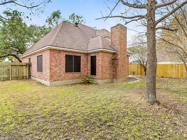 13310 Misty Mill Dr — Photo 33