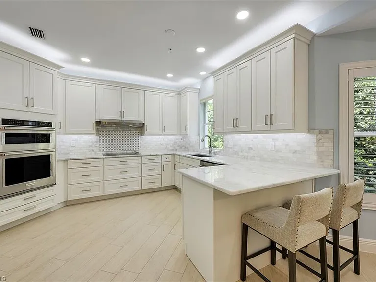 269 Colonade Cir #2802 — Photo 21