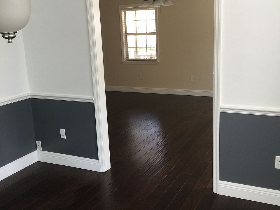 Dining rm going into family 