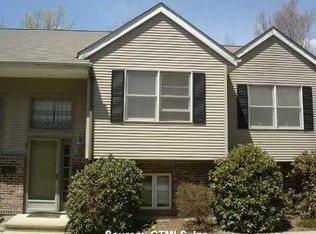 203 Essex Ct UNIT 203, Torrington, CT 06790