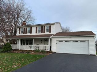 68 Dorsetwood Dr, Rochester, NY 14612