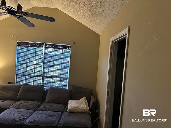 4th image of 514 Loblolly Ct