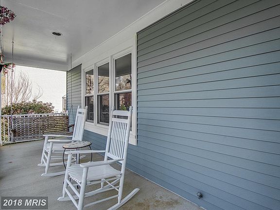 4th image of 17429 Evangeline Ln