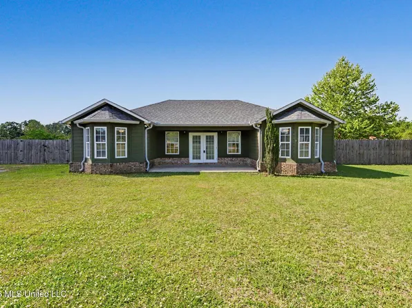 142 Pete Pitts Ln, Lucedale, MS 39452