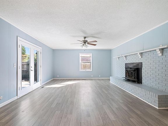 5th image of 4322 Spruce Dr