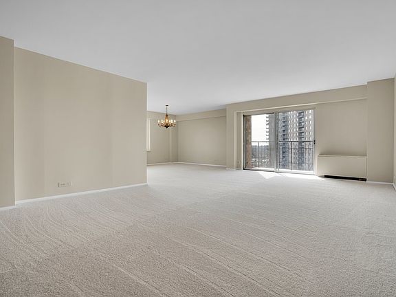 4th image of 7141 N Kedzie Ave APT 801