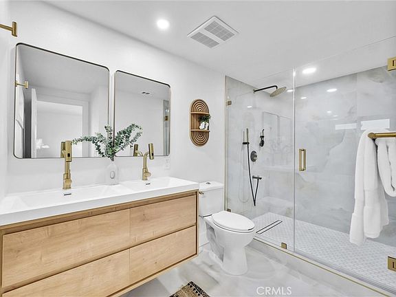 5th image of 3126 S Rita Way