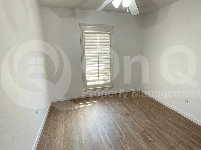 225 Pinyon Ln — Photo 13