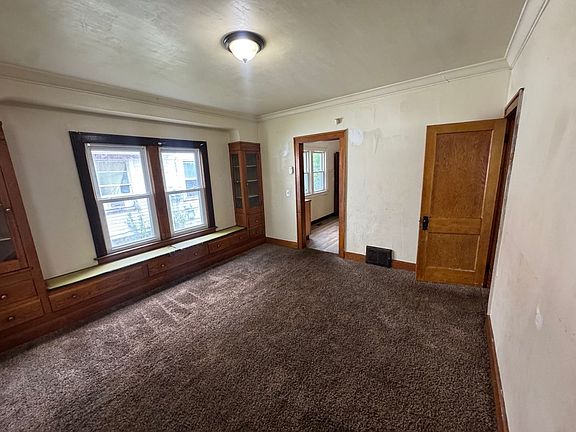 5th image of 3591 E 108th St