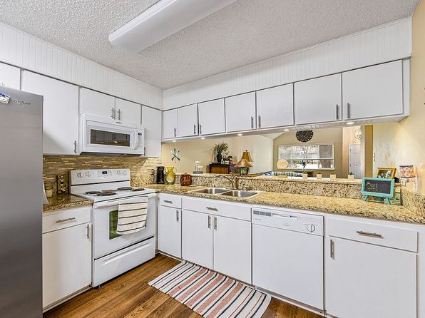 1214 Elm Ct