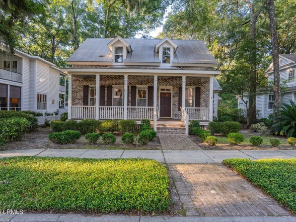 33 Newpoint Rd, Beaufort, SC 29907