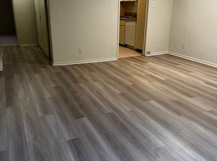 203 Montana Ave #105, Santa Monica, CA 90403