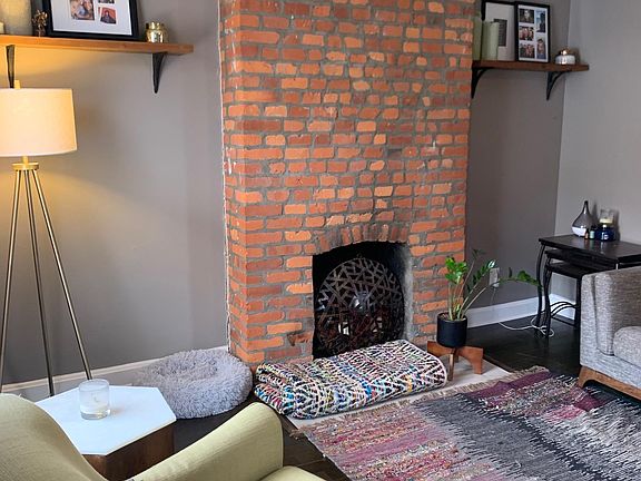 Non-functioning fireplace