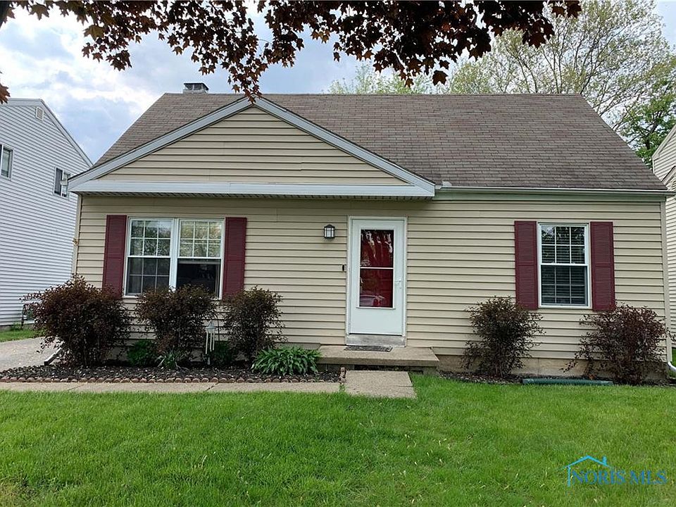 1st image of 614 Bruns Dr