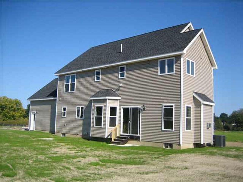 2nd image of 23 CELTIC Court