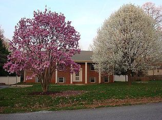 304 College Park Dr, Lynchburg, VA 24502