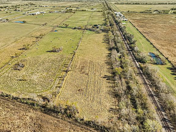 5th image of 1207 County Road 615