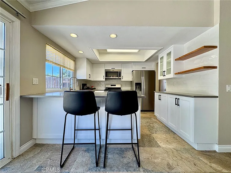1421 Meadow Glen Rd — Photo 13
