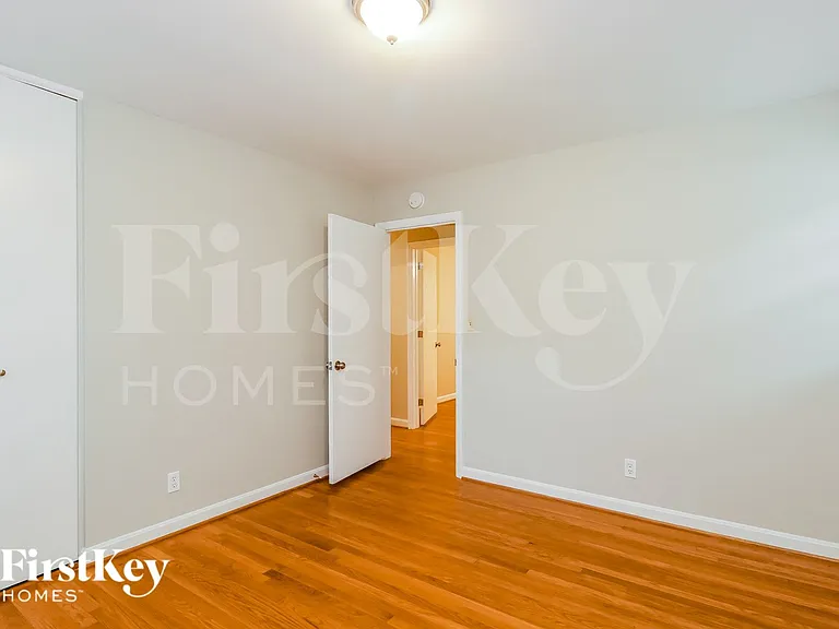 2407 Running Brook Dr — Photo 12