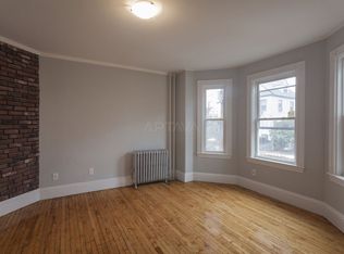 38 Cherry St #38, Somerville, MA 02144