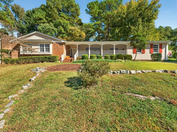 7810 Vauxhill Dr, Raleigh, NC 27615