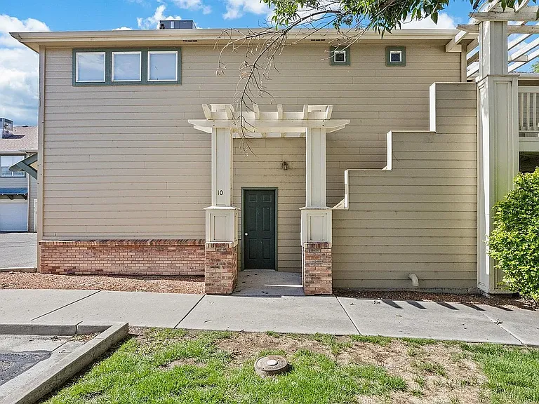 2491 Fountain Greens Pl #D-10 — Photo 5